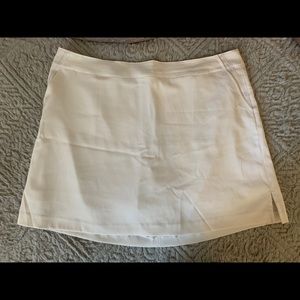 Lady Hagen White Golf Skort - EUC - size 16